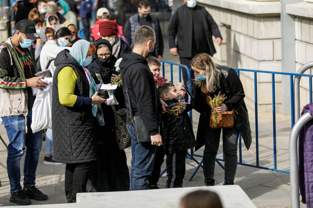 Pelerini la Iași: „De fiecare dată când m-am întors acasă de la Sfânta, am simţit mai multă putere” 187869