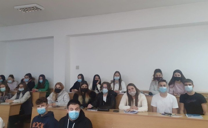 Proiectul „Tragedia Holocaustului văzută prin ochii tinerei generații“ la Târgoviște 187890