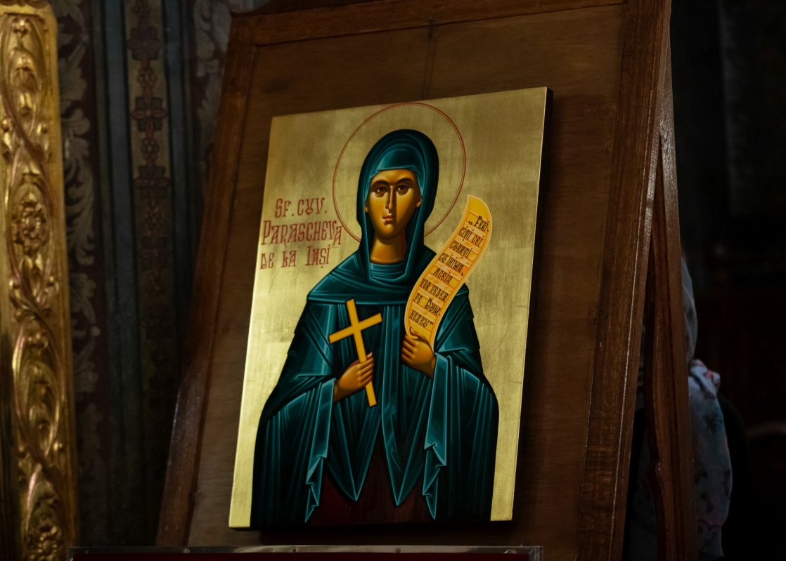 Laudă de seară adusă Ocrotitoarei Moldovei la Catedrala Patriarhală 188046