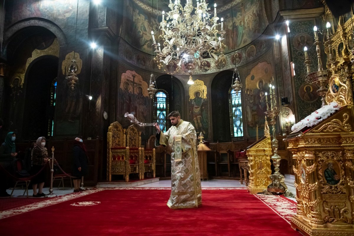 Laudă de seară adusă Ocrotitoarei Moldovei la Catedrala Patriarhală 188051