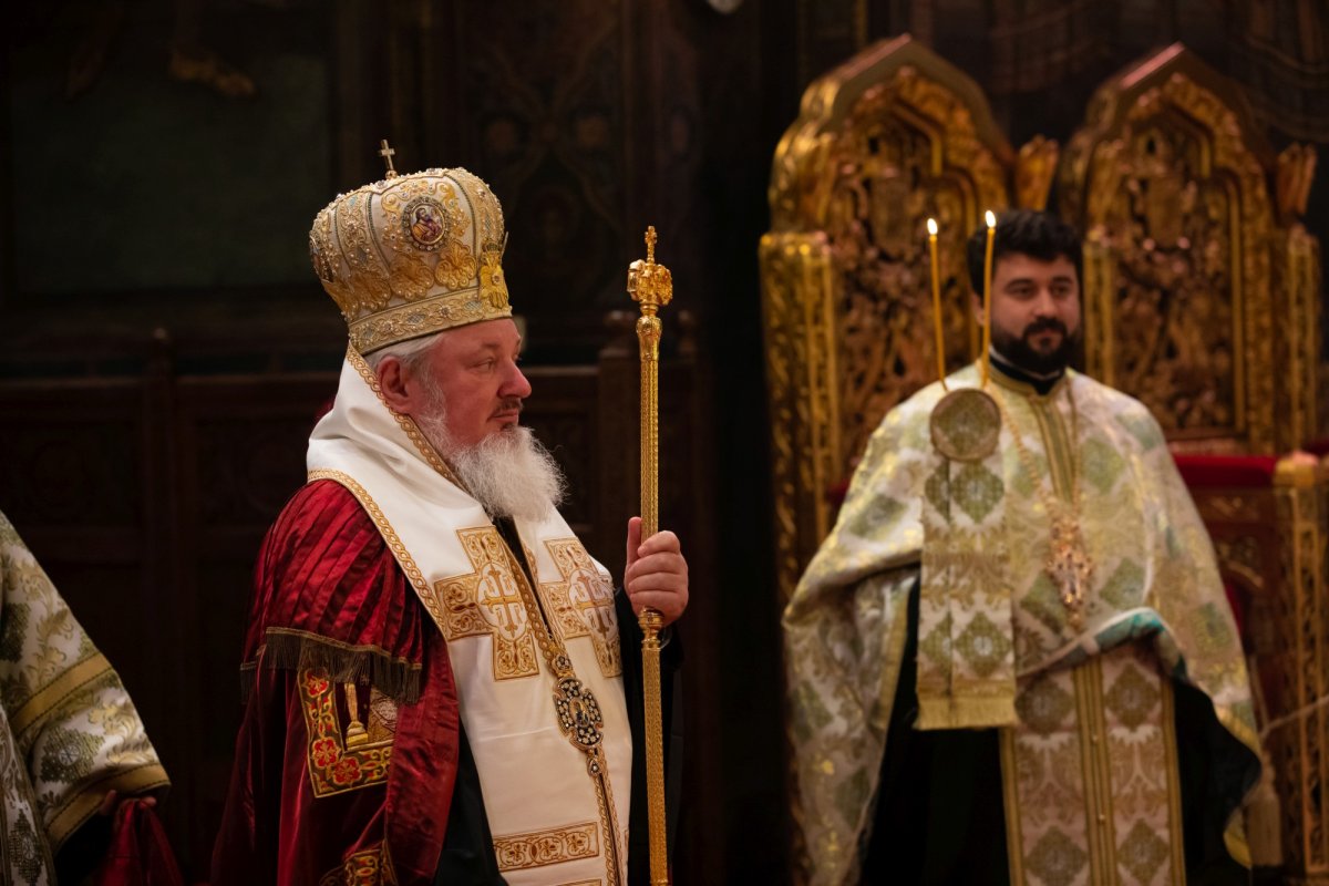 Laudă de seară adusă Ocrotitoarei Moldovei la Catedrala Patriarhală 188053