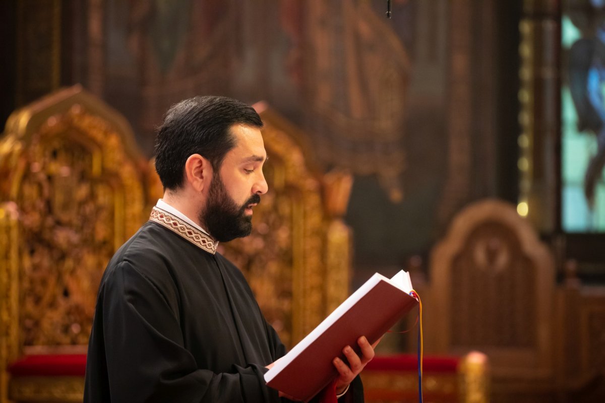 Laudă de seară adusă Ocrotitoarei Moldovei la Catedrala Patriarhală 188066