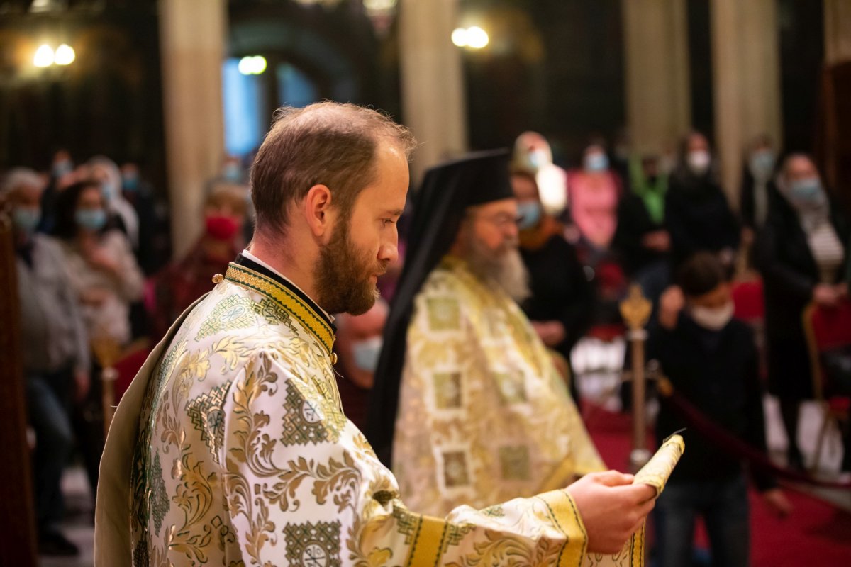 Laudă de seară adusă Ocrotitoarei Moldovei la Catedrala Patriarhală 188079