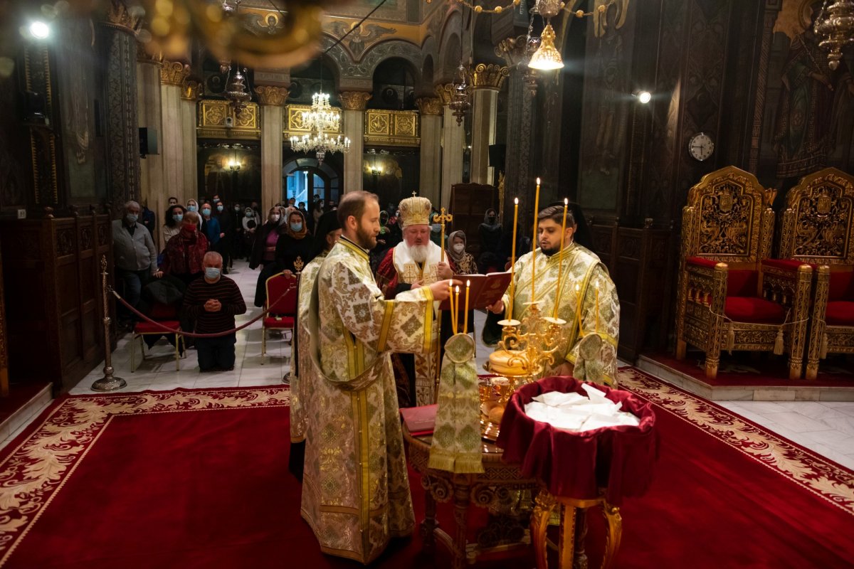 Laudă de seară adusă Ocrotitoarei Moldovei la Catedrala Patriarhală 188082