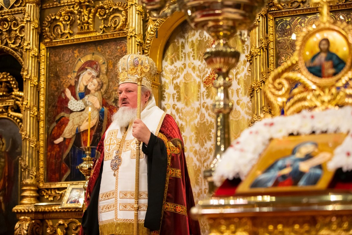 Laudă de seară adusă Ocrotitoarei Moldovei la Catedrala Patriarhală 188090