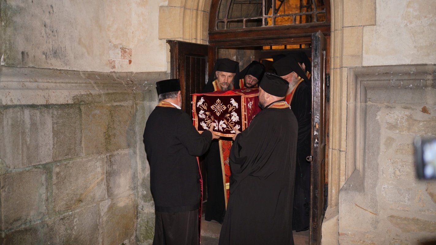 Procesiunea cu moaștele Sfântului Mare Mucenic Ioan cel Nou a ajuns la final 188162