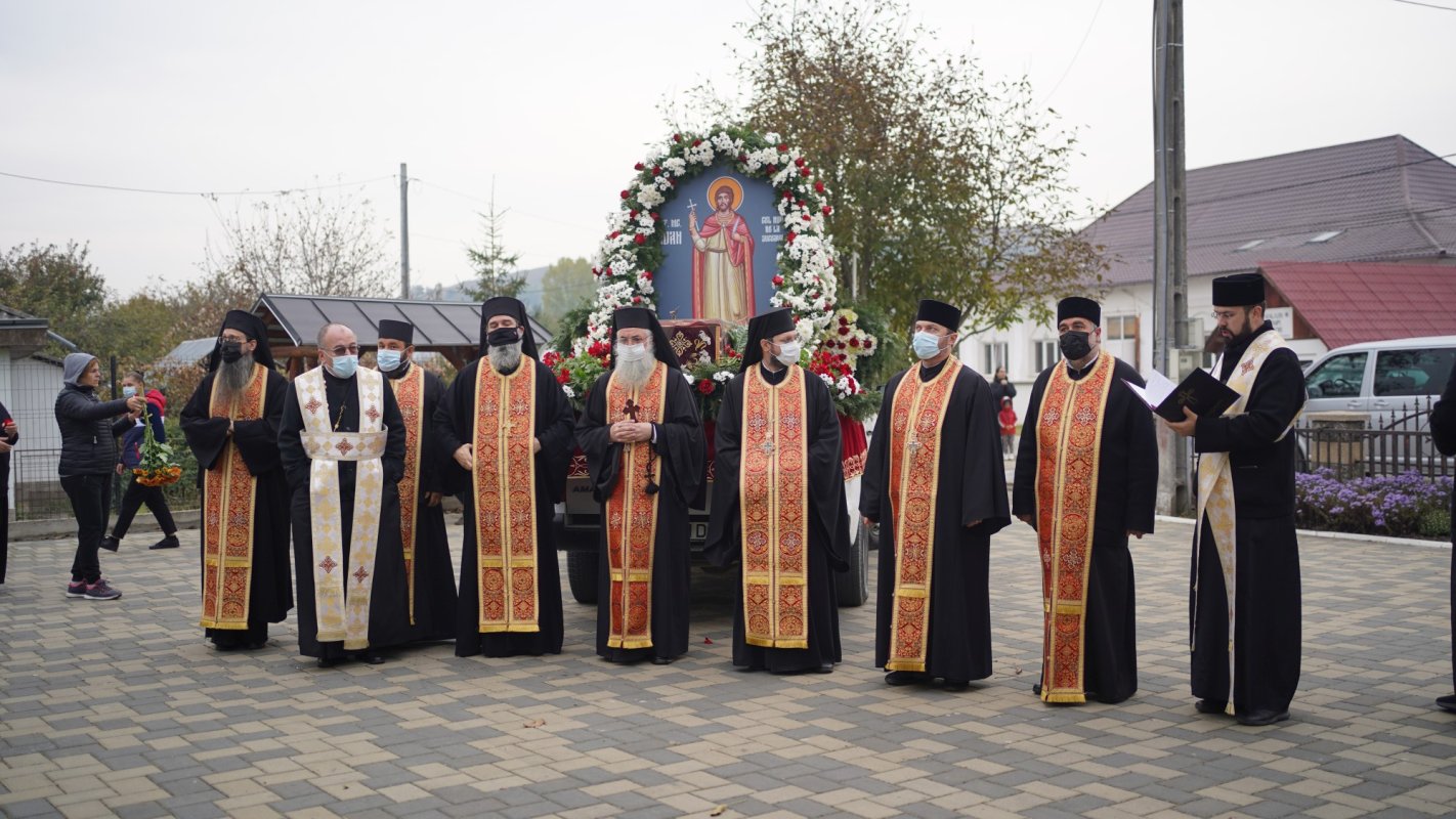Procesiunea cu moaștele Sfântului Mare Mucenic Ioan cel Nou a ajuns la final 188171