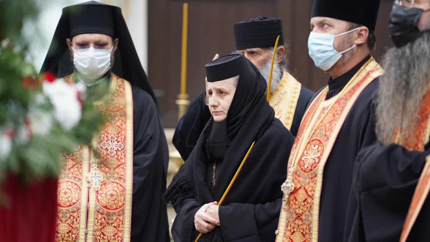 Procesiunea cu moaștele Sfântului Mare Mucenic Ioan cel Nou a ajuns la final 188179