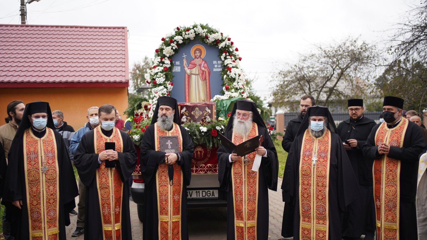 Procesiunea cu moaștele Sfântului Mare Mucenic Ioan cel Nou a ajuns la final 188185