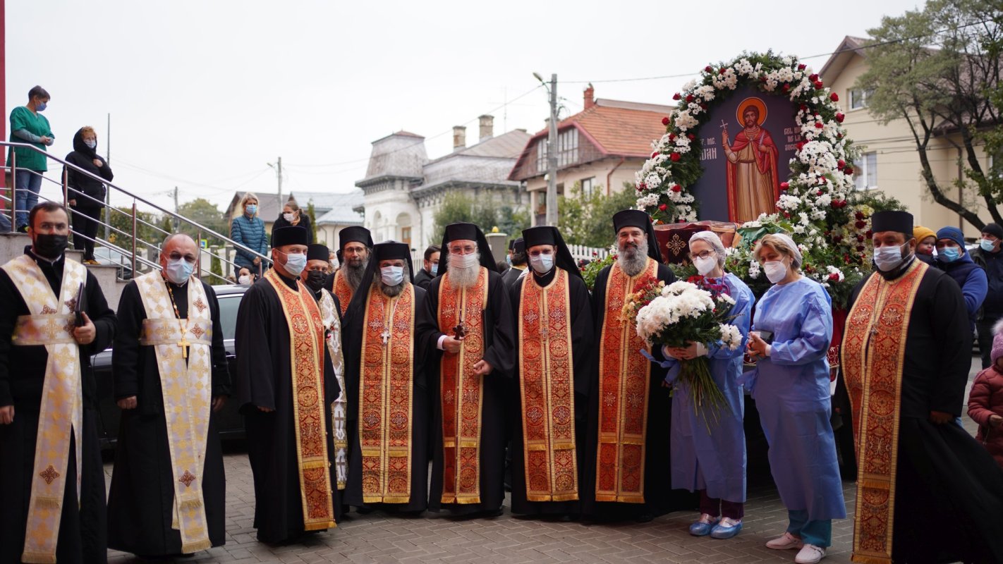 Procesiunea cu moaștele Sfântului Mare Mucenic Ioan cel Nou a ajuns la final 188205