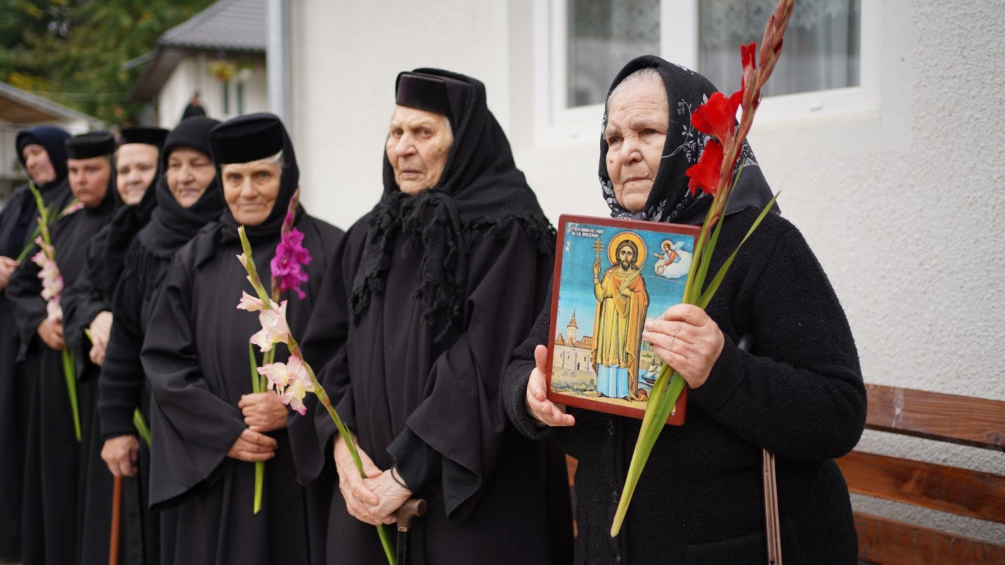 Procesiunea cu moaștele Sfântului Mare Mucenic Ioan cel Nou a ajuns la final 188207