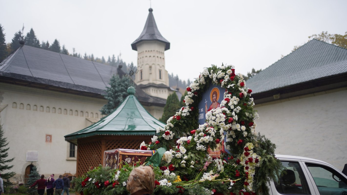 Procesiunea cu moaștele Sfântului Mare Mucenic Ioan cel Nou a ajuns la final 188211