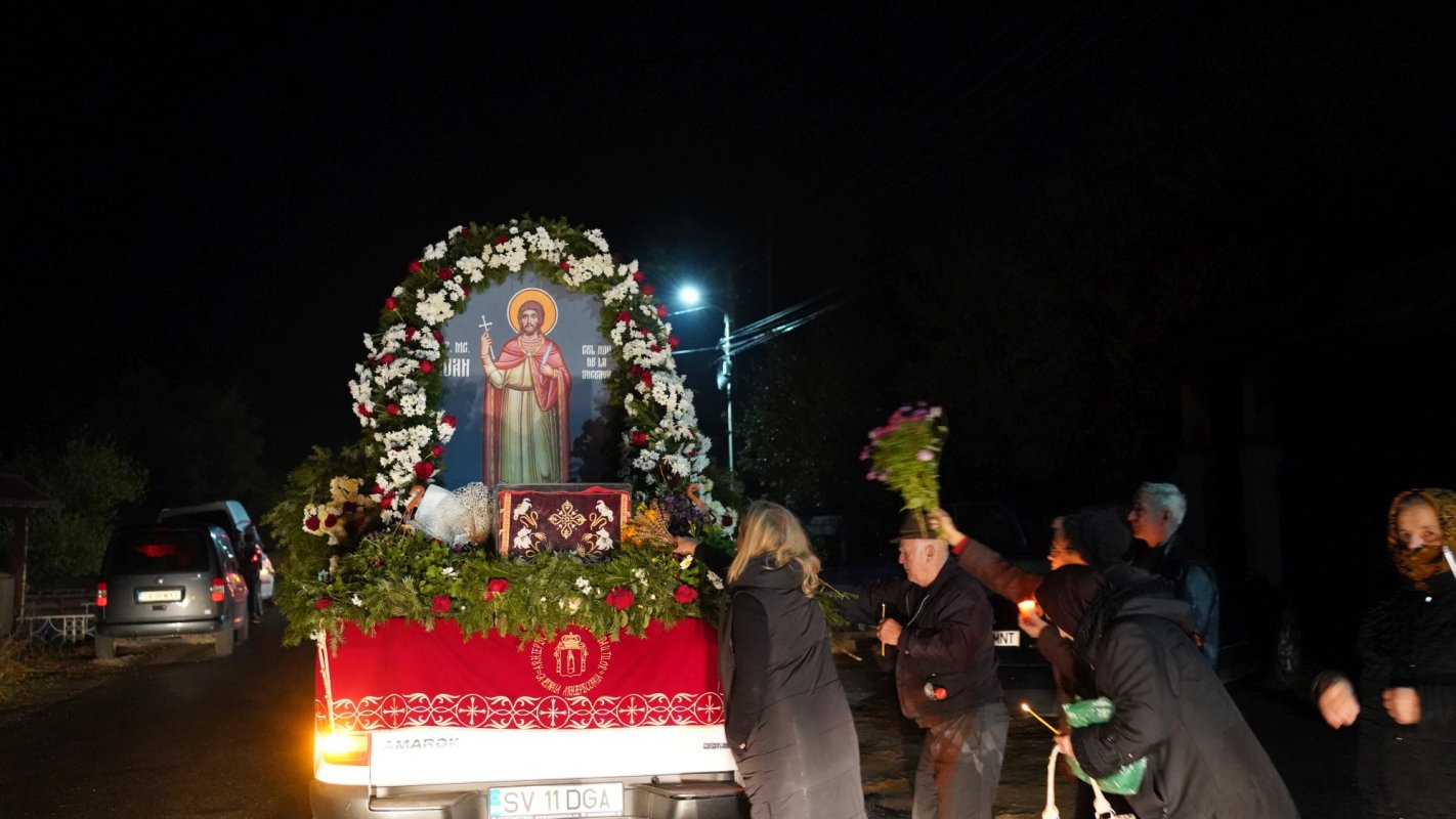 Procesiunea cu moaștele Sfântului Mare Mucenic Ioan cel Nou a ajuns la final 188227