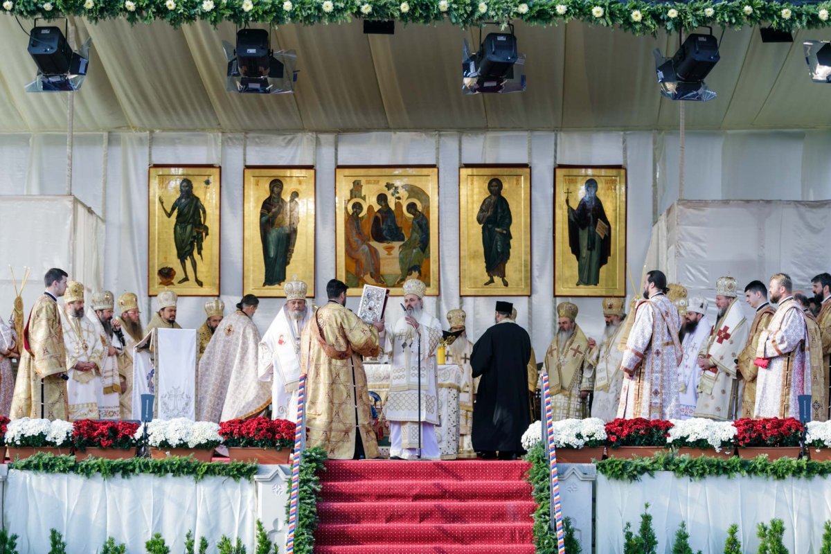 „Ce minunată gazdă a fost Sfânta Parascheva!” 188332