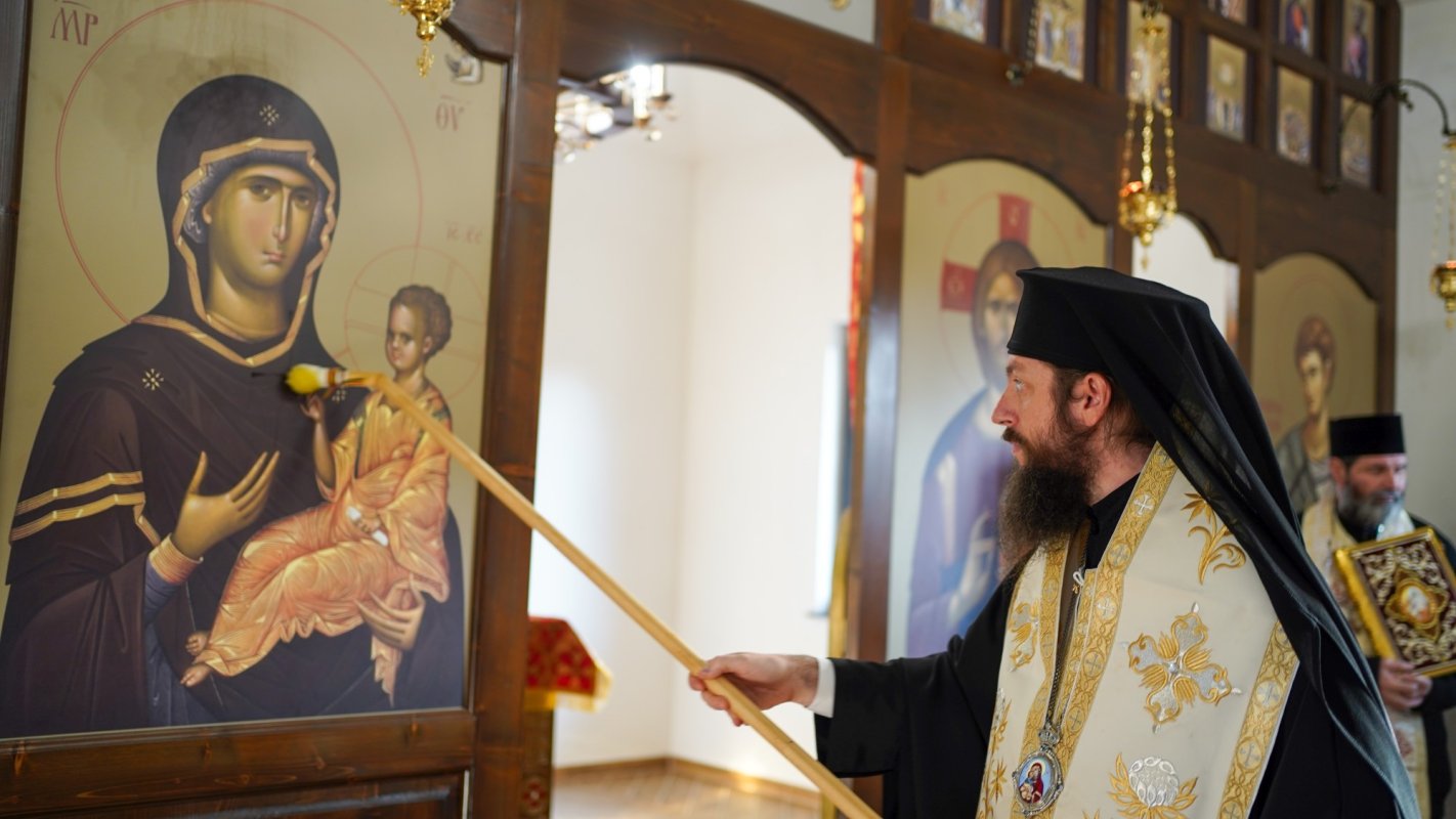 A fost sfințit Paraclisul „Sfântul Mucenic Ioan Rusul” din Voitinel 189006