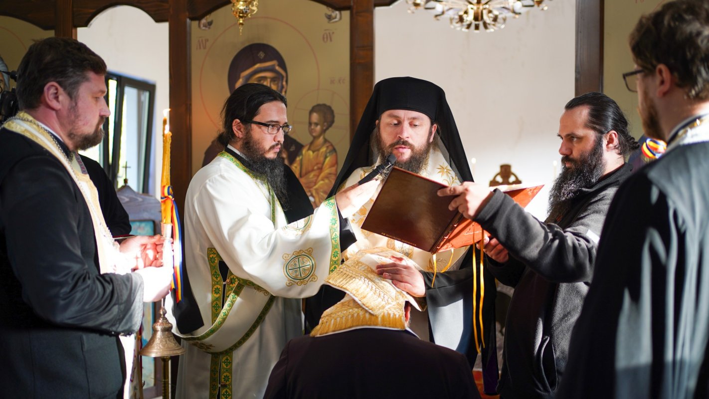 A fost sfințit Paraclisul „Sfântul Mucenic Ioan Rusul” din Voitinel 189007