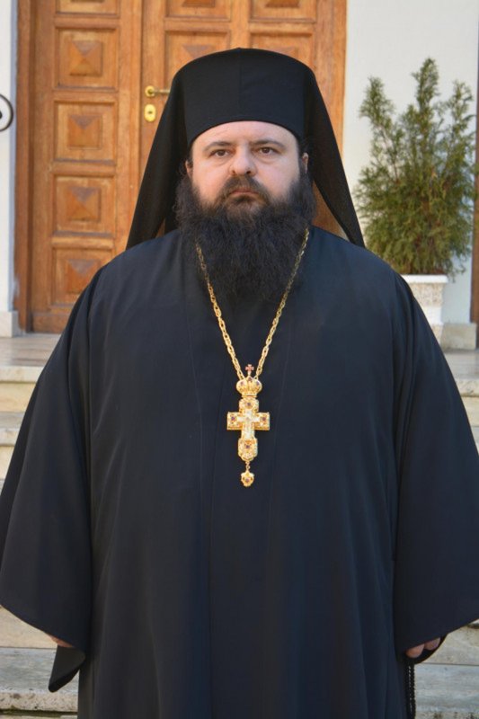 Care sunt rânduiala și semnificațiile slujbei de înmormântare a monahilor și ierarhilor? 188856