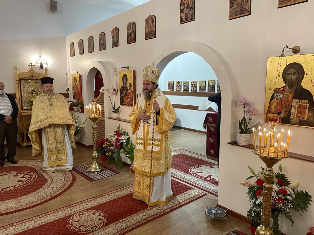 Românii din diasporă au fost binecuvântați de ierarhii lor 189066