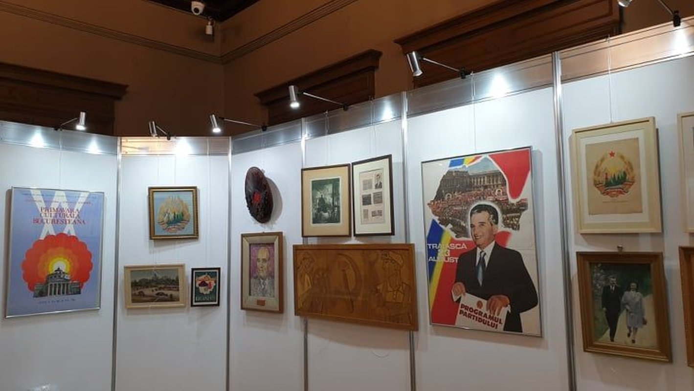 Simboluri în antiteză 188866