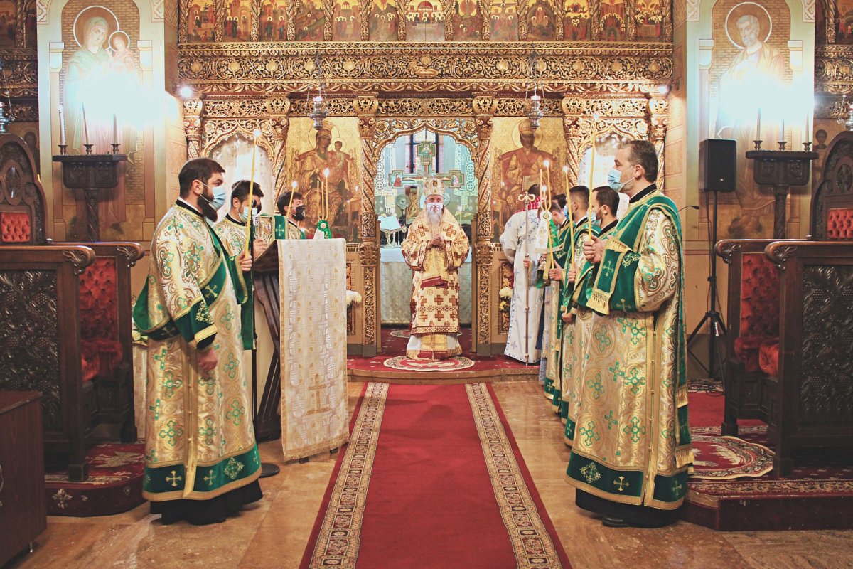 Slujire arhierească la Catedrala Mitropolitană din Craiova 189061