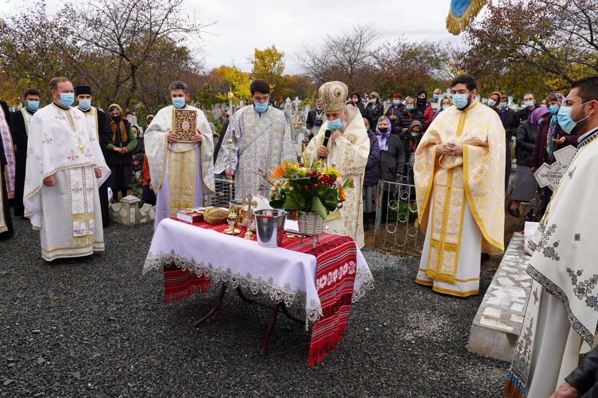Sfinţirea capelei din cimitirul vechi al Parohiei Frumuşiţa 189633