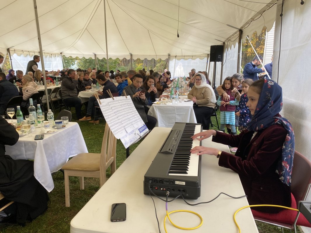 Casa Sfântului Cuvios Dimitrie cel Nou de peste Ocean 190579