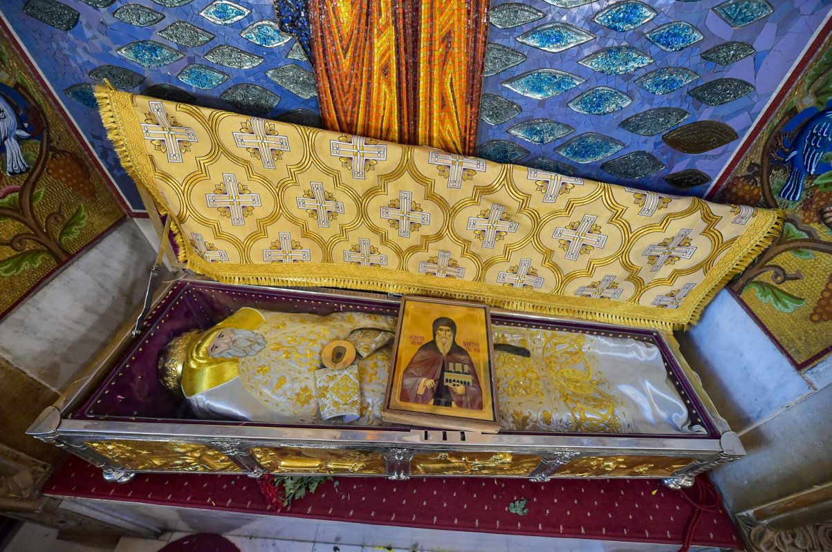 Podoabele Ocrotitorului Bucureştilor din Catedrala Patriarhală 190585