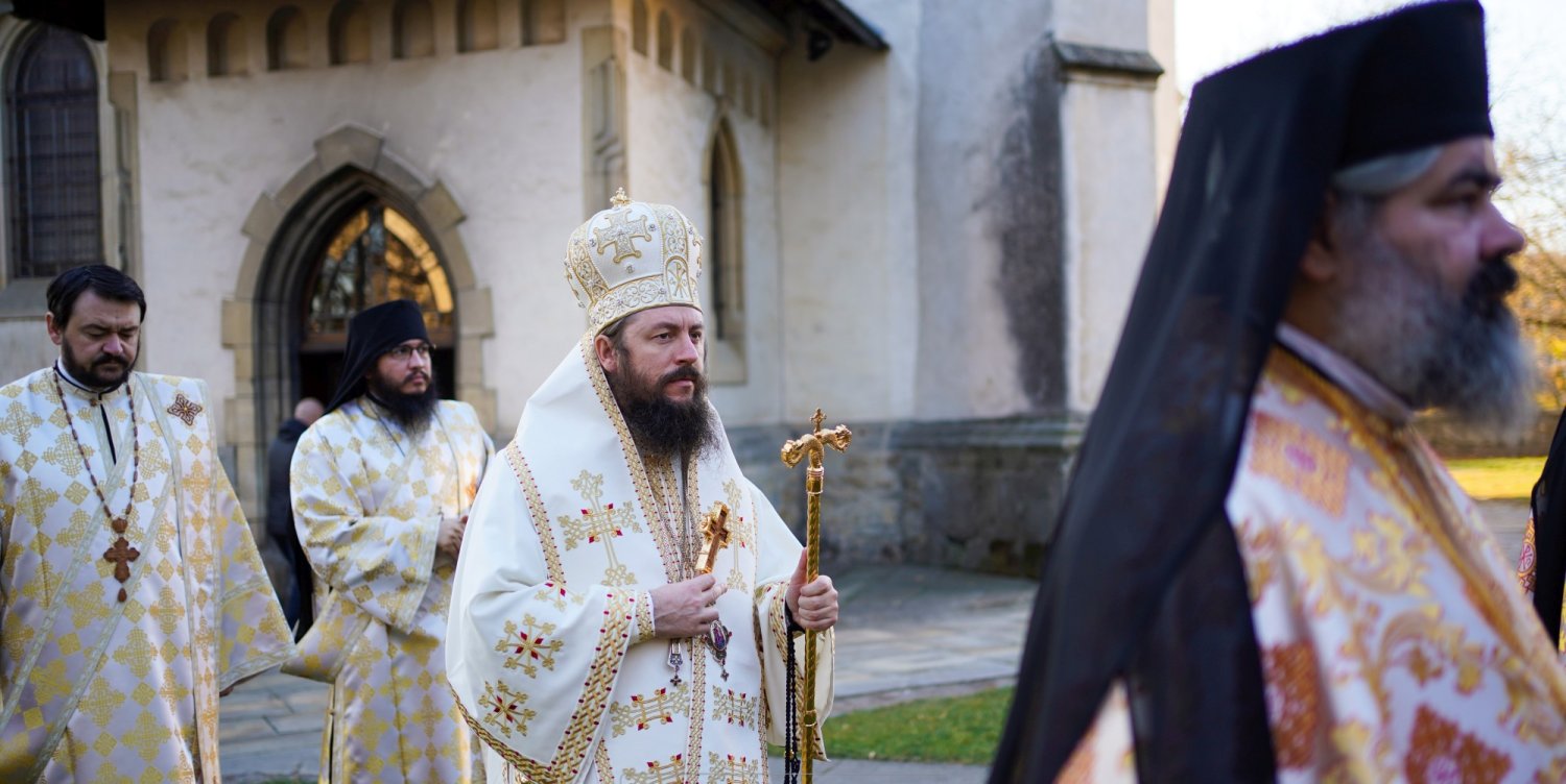 Sărbătoarea Sfântului Cuvios Dimitrie la Catedrala Arhiepiscopală din Suceava 190760