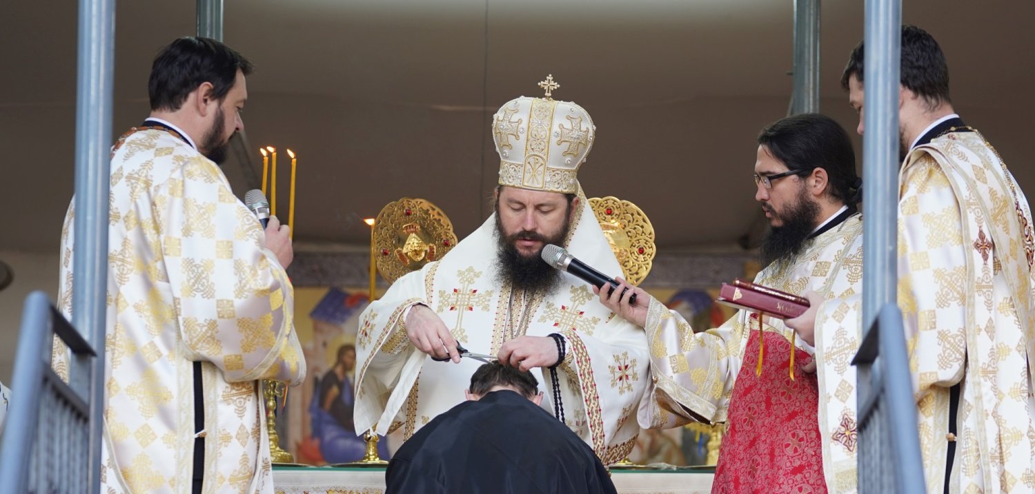 Sărbătoarea Sfântului Cuvios Dimitrie la Catedrala Arhiepiscopală din Suceava 190762