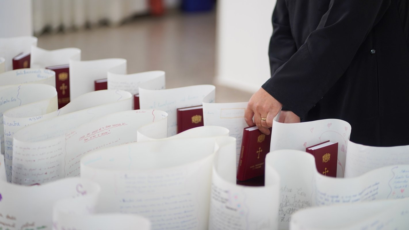 Programul național de exercițiu catehetic și scriere reflexivă „Biblia călătoare și sfințitoare” 190959