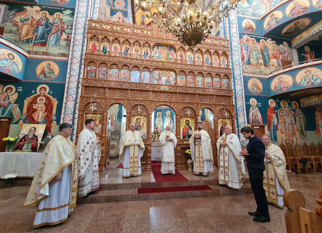 Hram la singura biserică clujeană pusă sub ocrotirea Sfântului Dimitrie cel Nou 190933