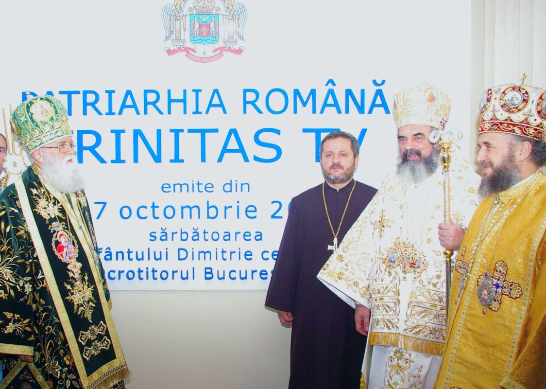 Pelerinii sfinţilor şi lumina spirituală transmisă din inimi către inimi 191023