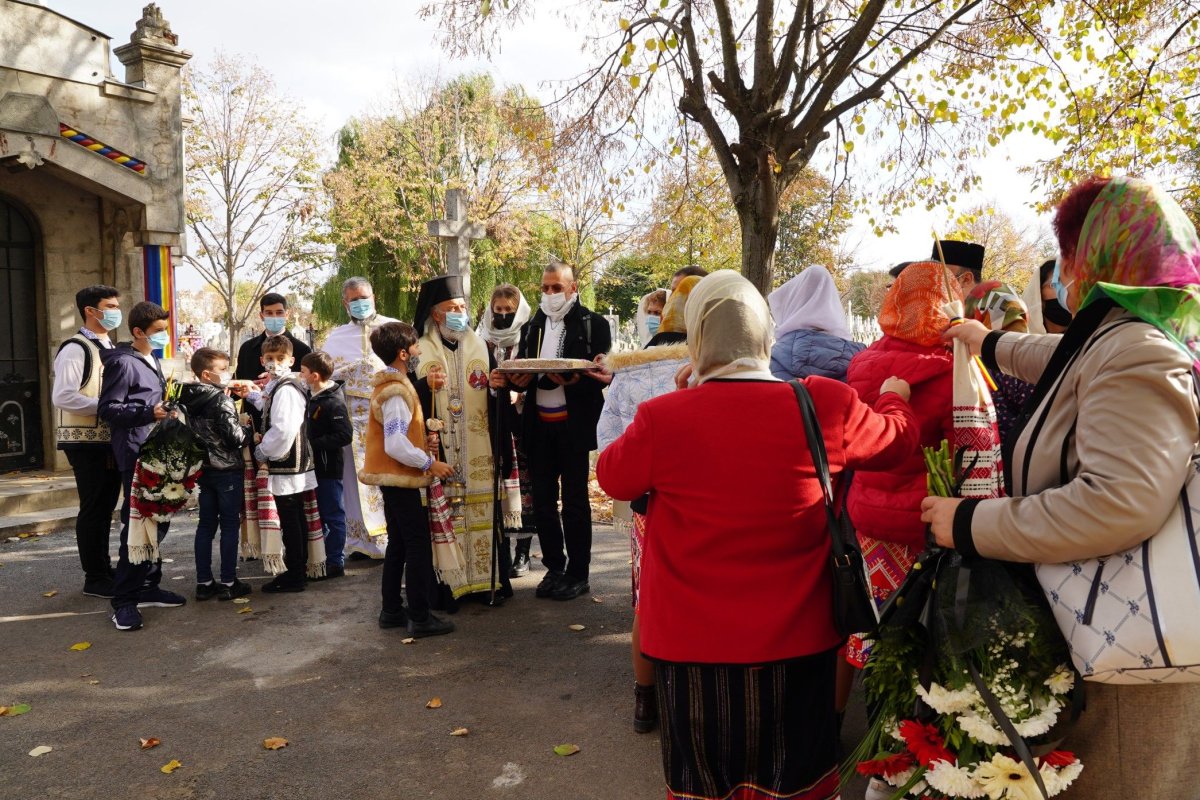 Capelă înnoită la Cimitirul „Sfinţii Împăraţi Constantin şi Elena” din orașul Brăila  191210