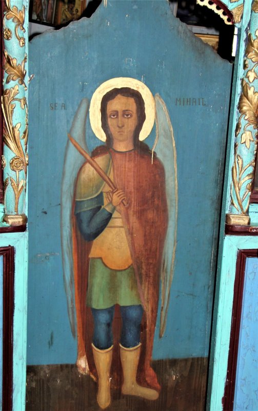 „Mai trăiesc şi pe aici oameni” 191318