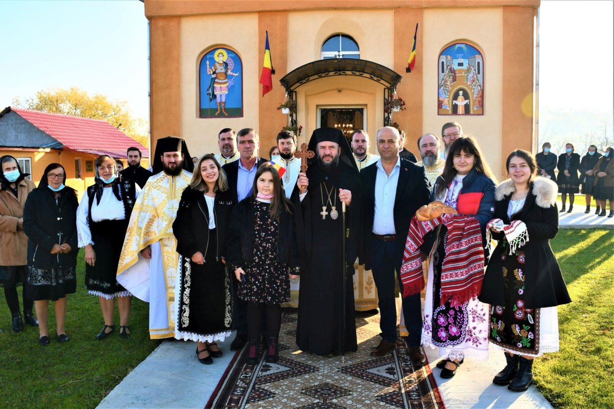Rugăciuni de pomenire pentru cei adormiți în Eparhia Banatului Montan 191359