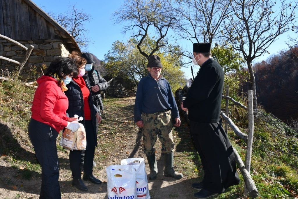 Ajutoare pentru nevoiaşii din două cătune din Munţii Cernei 191561