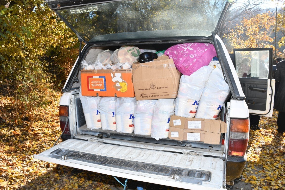 Ajutoare pentru nevoiaşii din două cătune din Munţii Cernei 191563