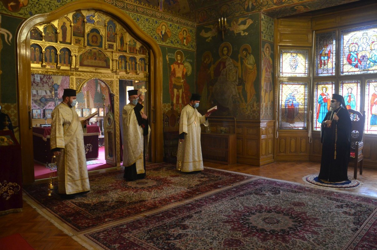 Aniversarea Preasfinţitului Părinte Episcop Sofronie 191646