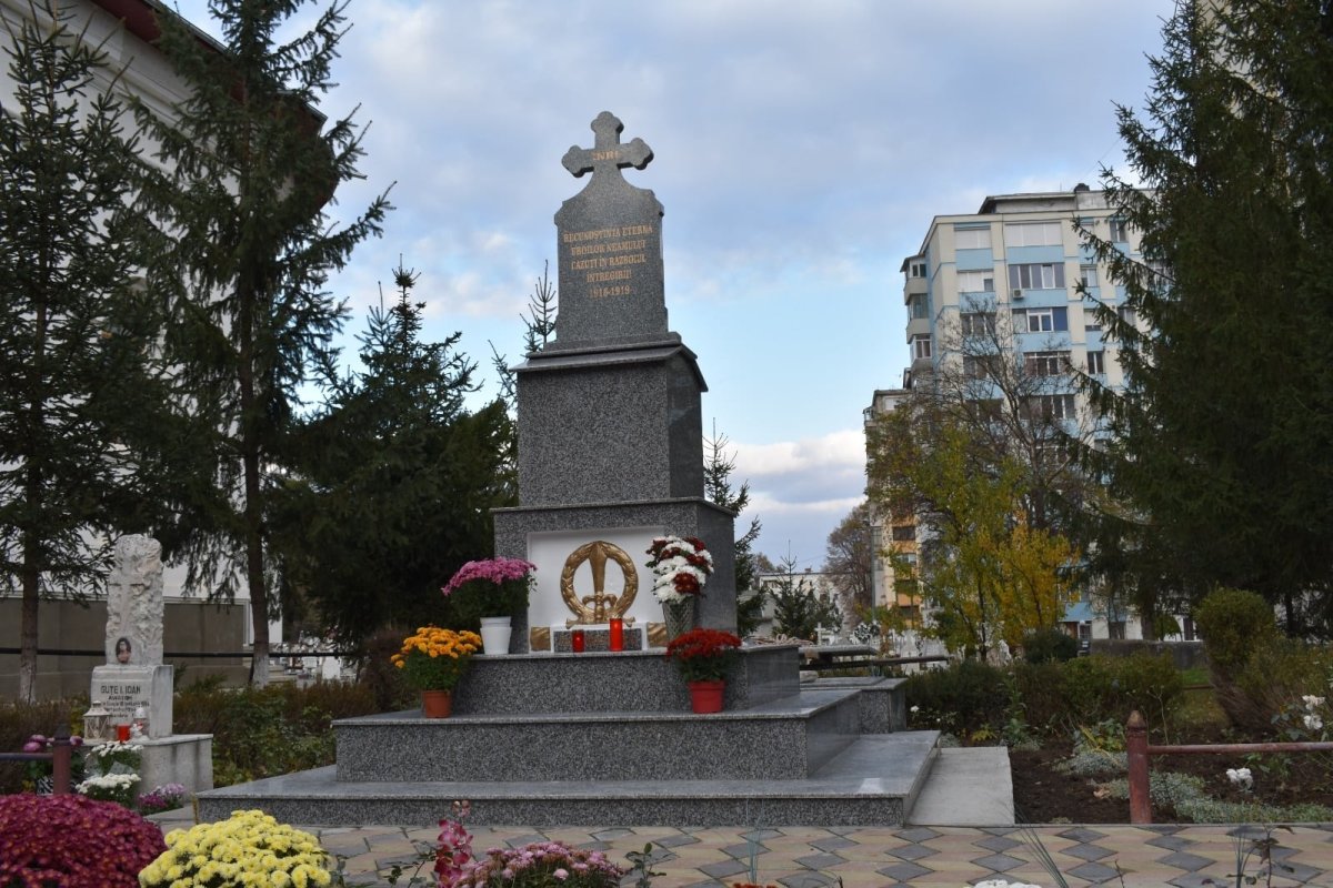 Recunoștință eroilor neamului la Biserica „Sfântul Nicolae”  din Onești 191656