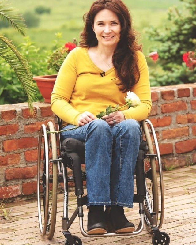 Credinţa, ca o dantelă care nu se rupe 191494