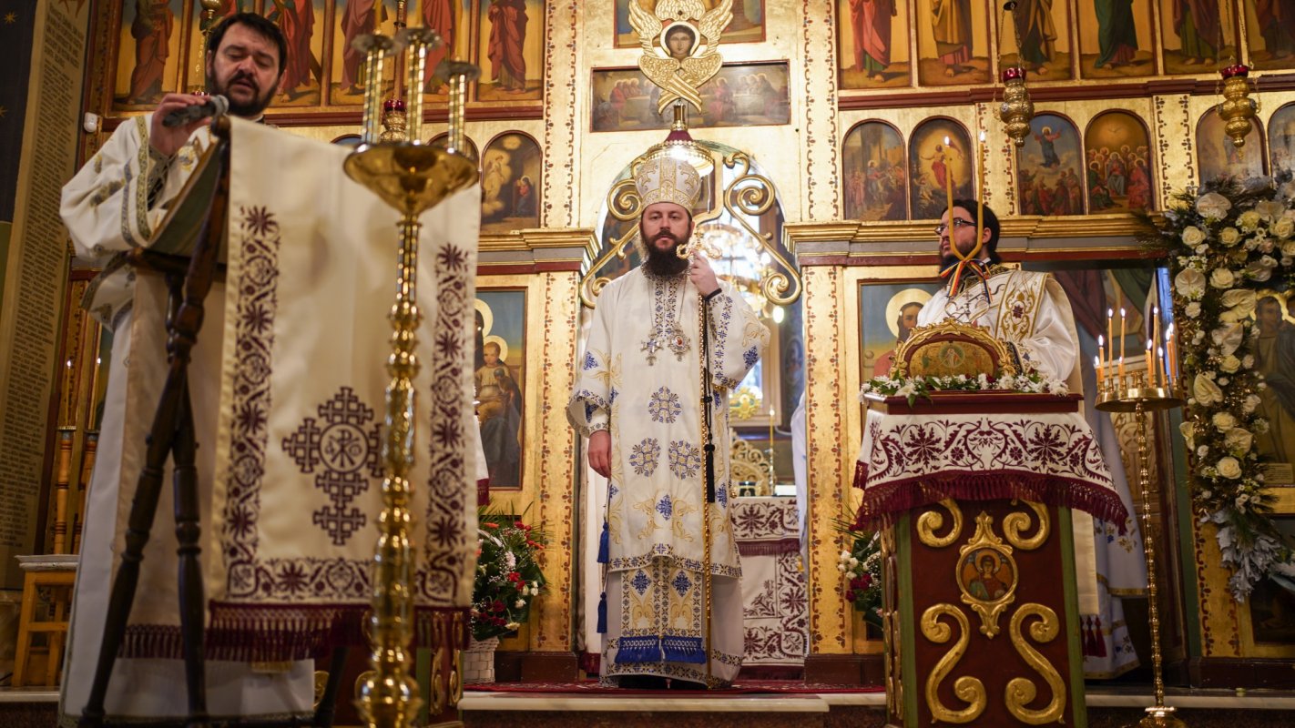 Hramul Bisericii „Sfinții Arhangheli  Mihail și Gavriil” din Gura Humorului 192089