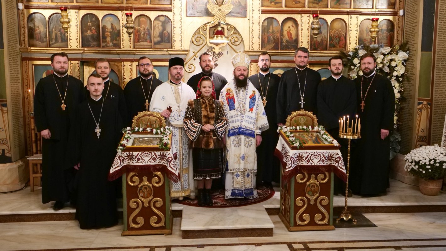 Hramul Bisericii „Sfinții Arhangheli  Mihail și Gavriil” din Gura Humorului 192097