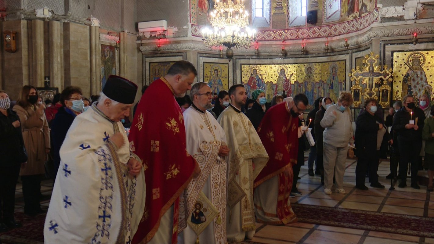 Hramul Parohiei Parcul Domenii-Cașin, Paraclis Patriarhal 192169