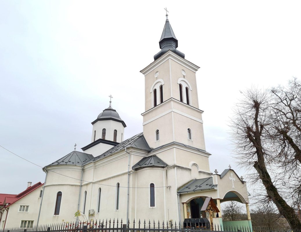 Sărbătoarea bisericii din Buduş, Bistriţa-Năsăud, sfințită în urmă cu 114 ani 192117