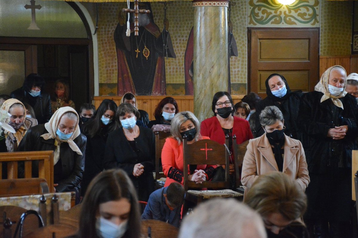 Sărbătoarea bisericii din Buduş, Bistriţa-Năsăud, sfințită în urmă cu 114 ani 192120