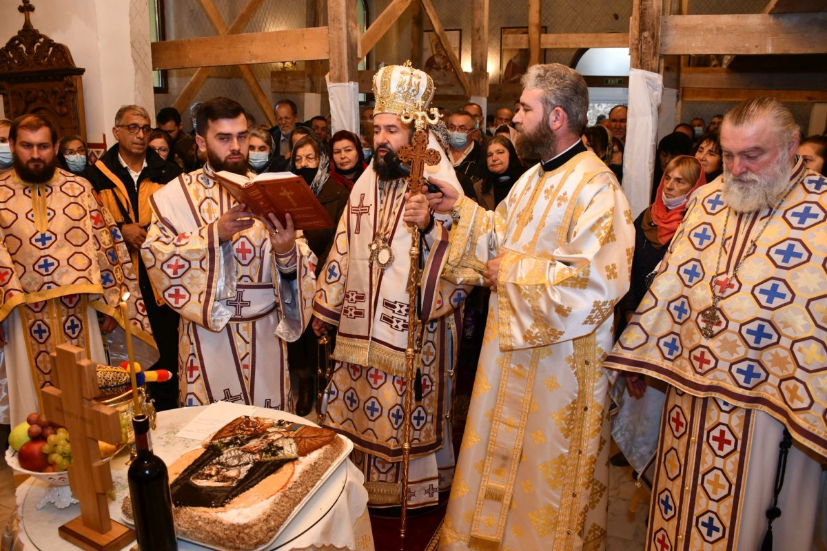 Slujiri şi binecuvântări arhiereşti în Episcopia Caransebeşului 192285