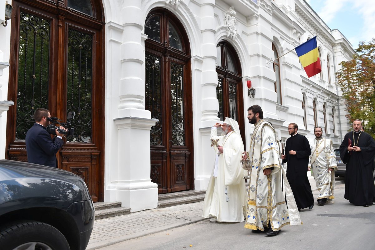 Facultatea de Teologie Ortodoxă din Bucureşti la ceas aniversar 192421