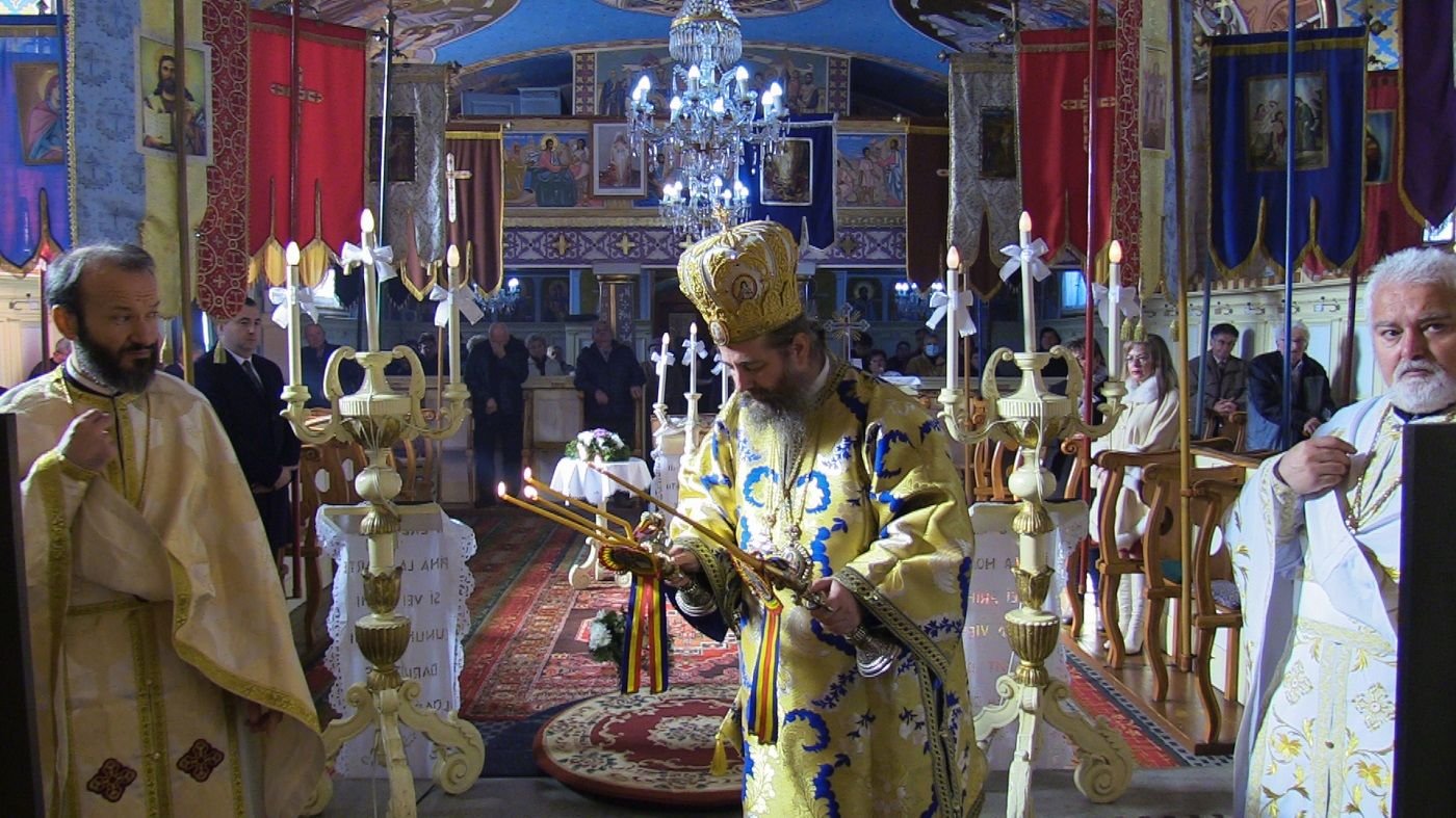 Slujire arhierească de hram la biserica din Chitighaz, Ungaria 192715