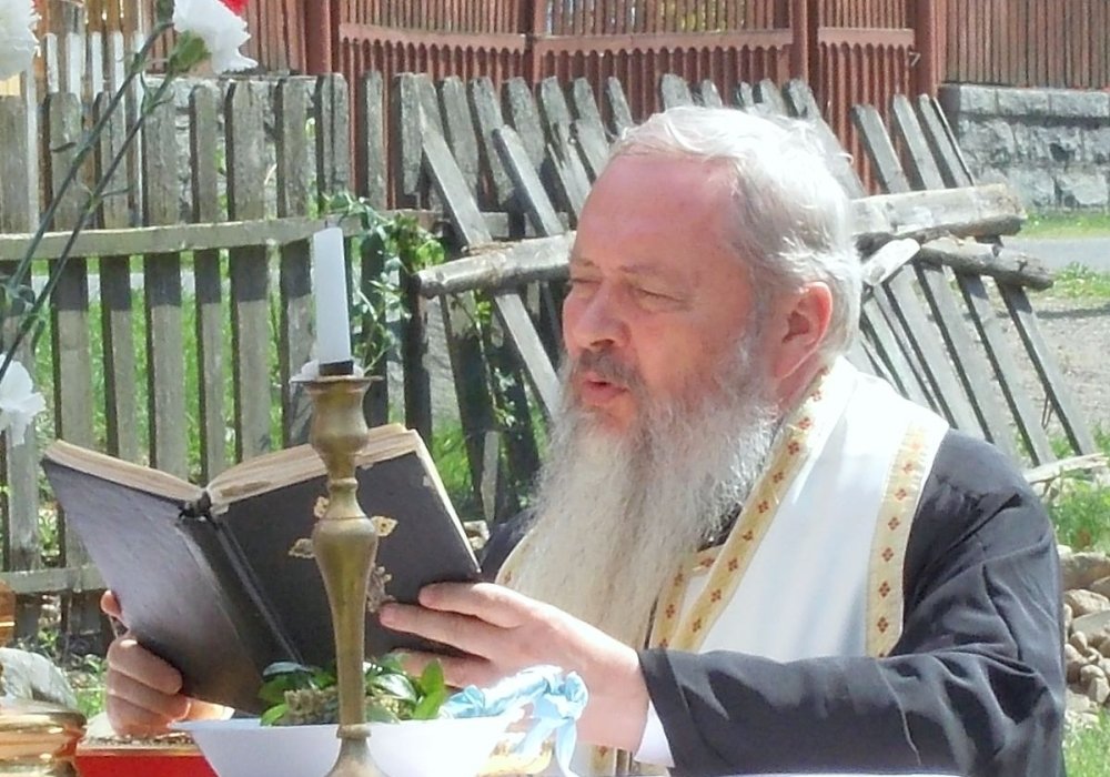 Revista presei 192803