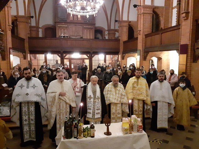 Noi oaze de slujire ortodoxă românească în Germania de Est 192980